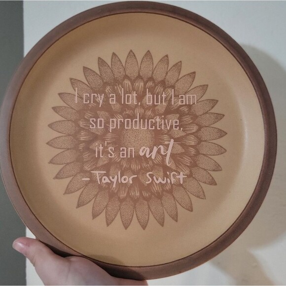 TAYLOR.SWIFT 》 I cry a lot ... lyric decorative plate - Picture 3 of 3